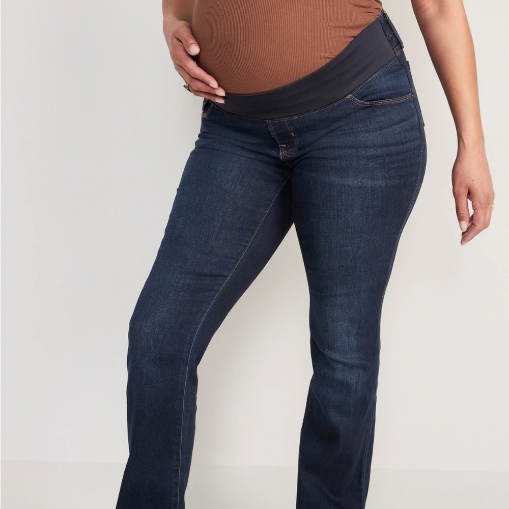 Old navy maternity low panel bootcut jeans